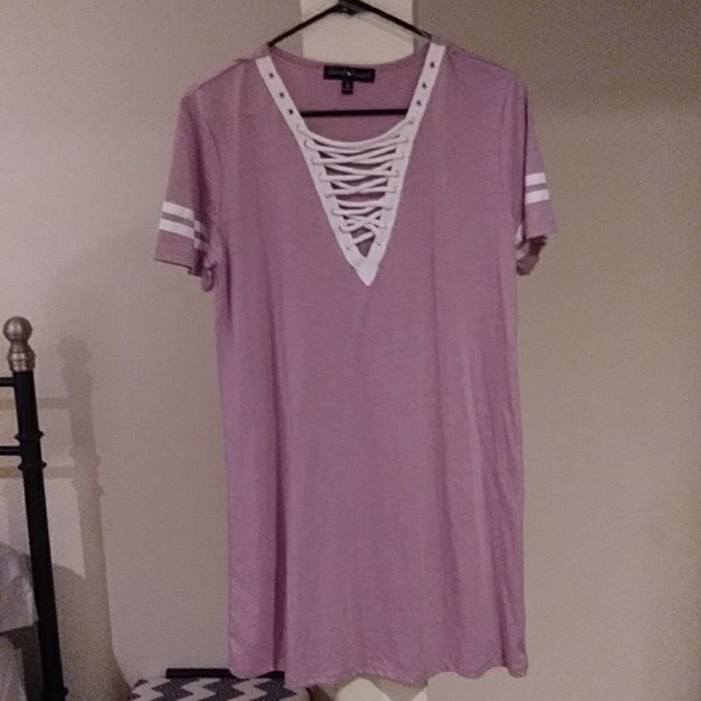 lavender lace up t shirt dress